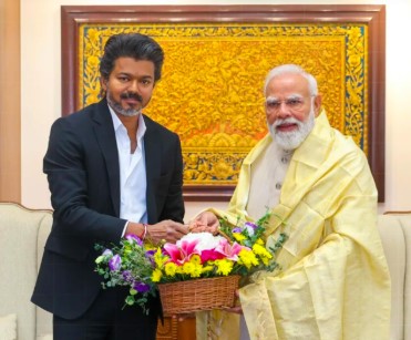 Tamil Nadu CM C. Joseph Vijay Meets PM Narendra Modi in Delhi, Receives Grand Welcome at Tamil Nadu House